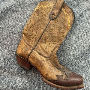 Women’s Cowboy Boots. Tony Lama size 6.5